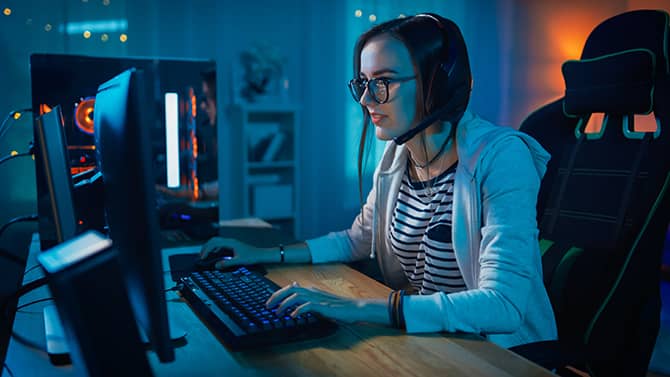 Online Gaming Security and Privacy: Addressing Cybersecurity Issues and Protecting Player Data