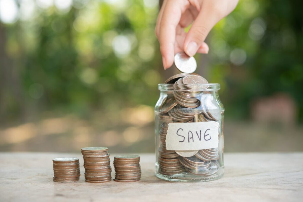 Smart Saving: Effective Strategies to Reduce Expenses and Boost Your Savings